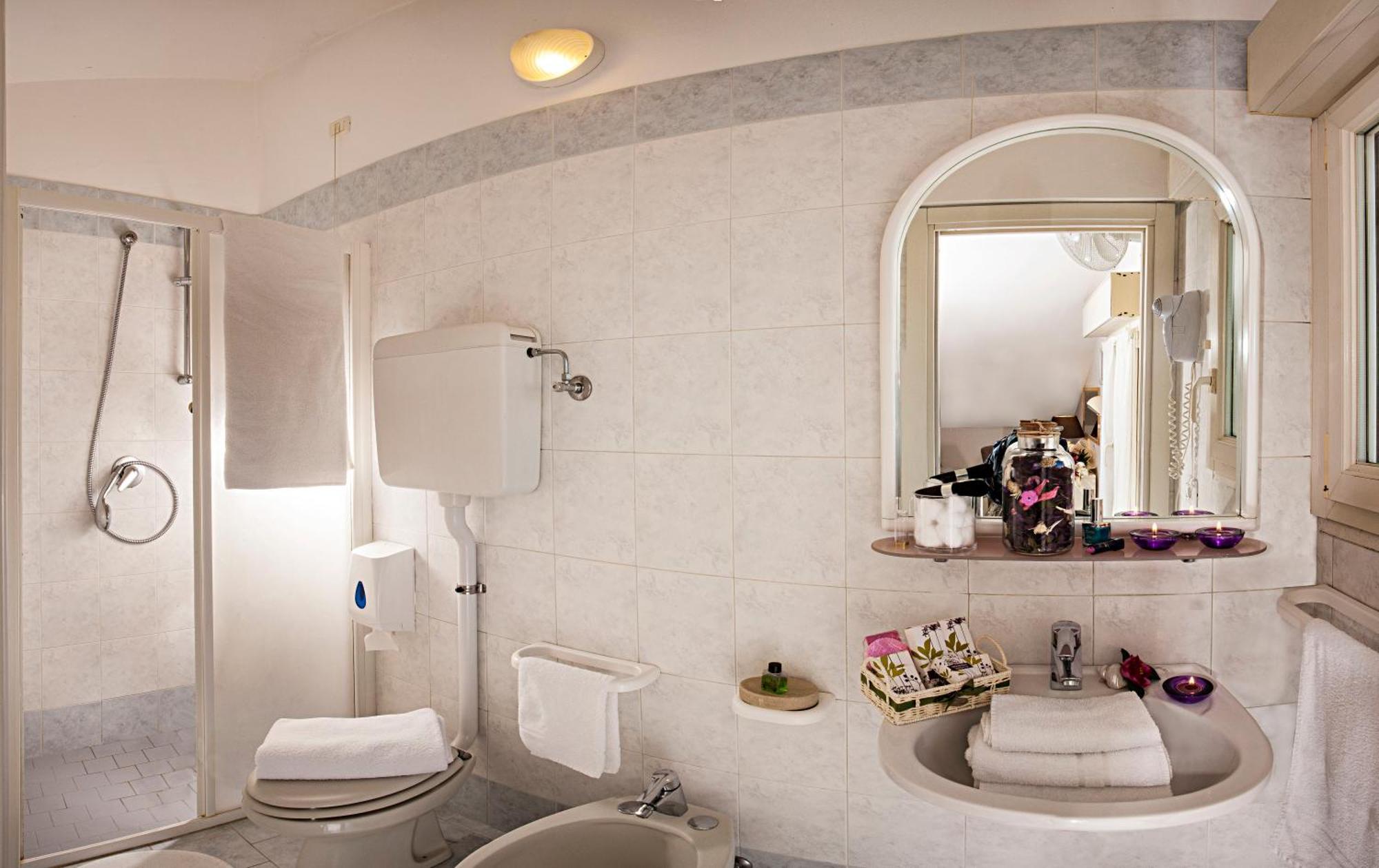 Hotel Locanda Rosy Каттолика Номер фото